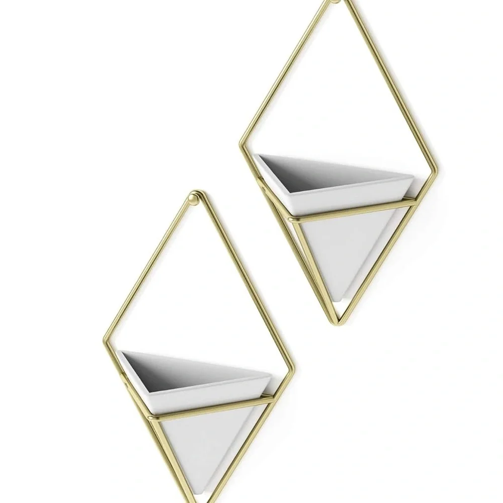 N/A attractive geometric